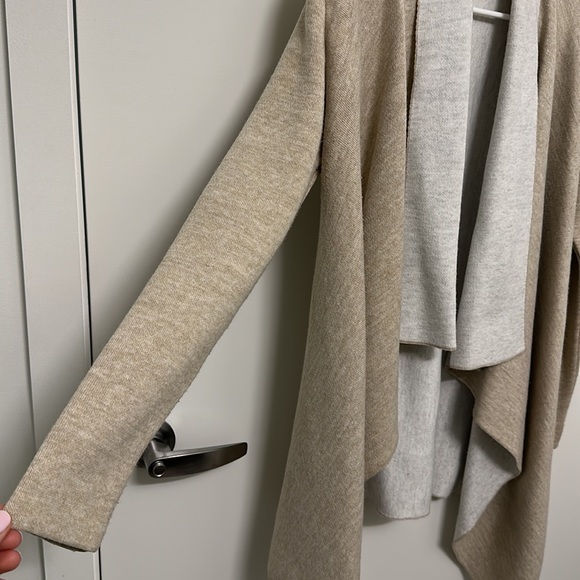 Two colored sweater cardigan - Picture 3 of 6